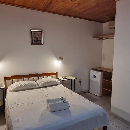 Hotel Golondrina Filadelfia Exterior photo