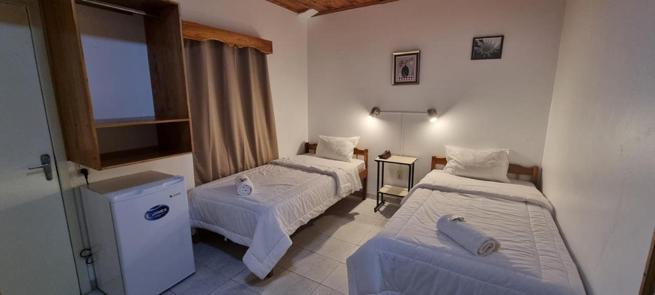 Hotel Golondrina Filadelfia Exterior photo