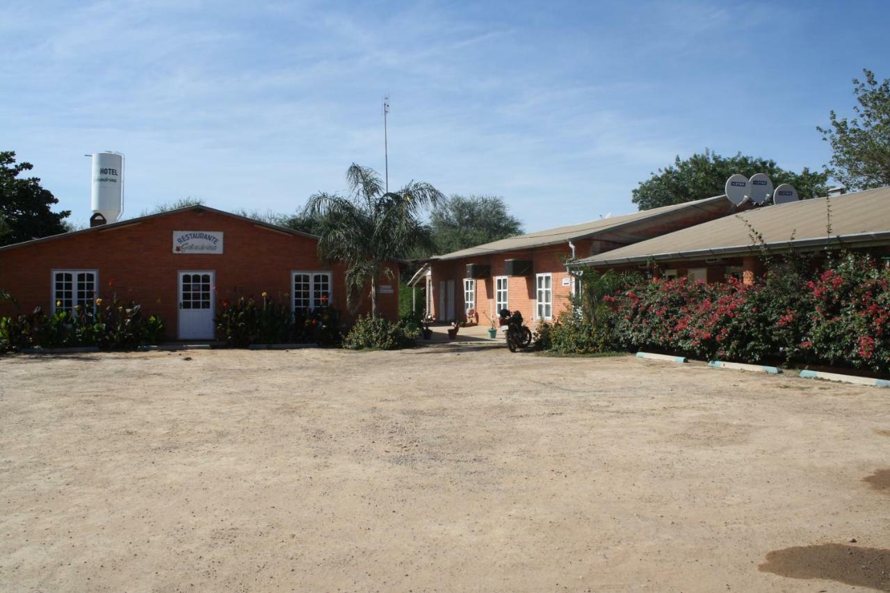 Hotel Golondrina Filadelfia Exterior photo