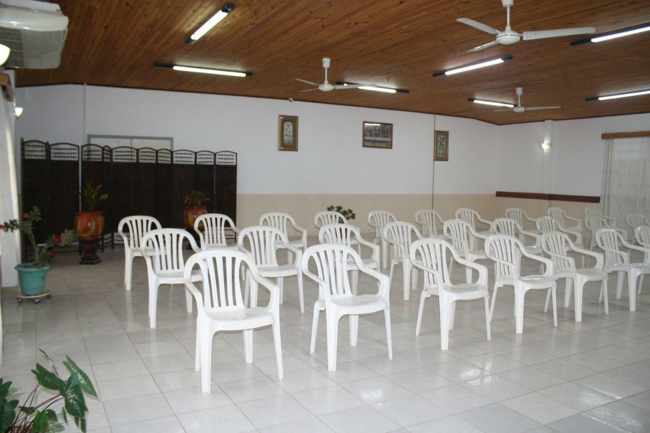Hotel Golondrina Filadelfia Exterior photo